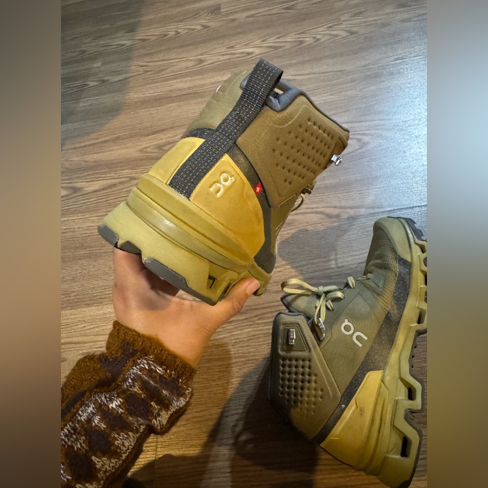 On Running Cloudrock 2 Waterproof 
On Running Men's Athletic Shoes - Picture 6 of 13